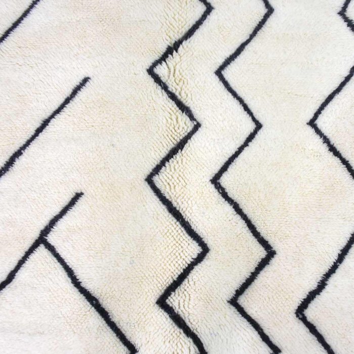 Tagwerramt - Beni Ourain Rug - Image 10