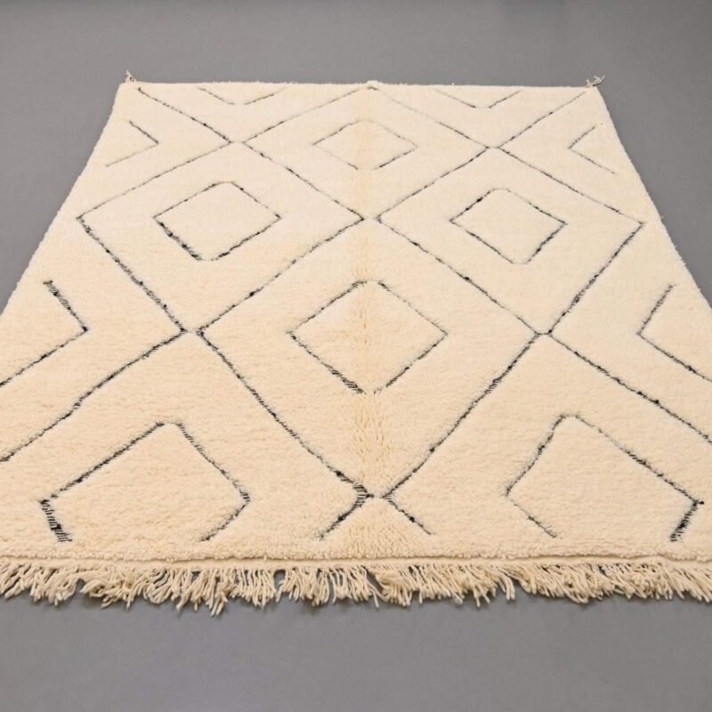 Damya Beni Ourain rug – view 3