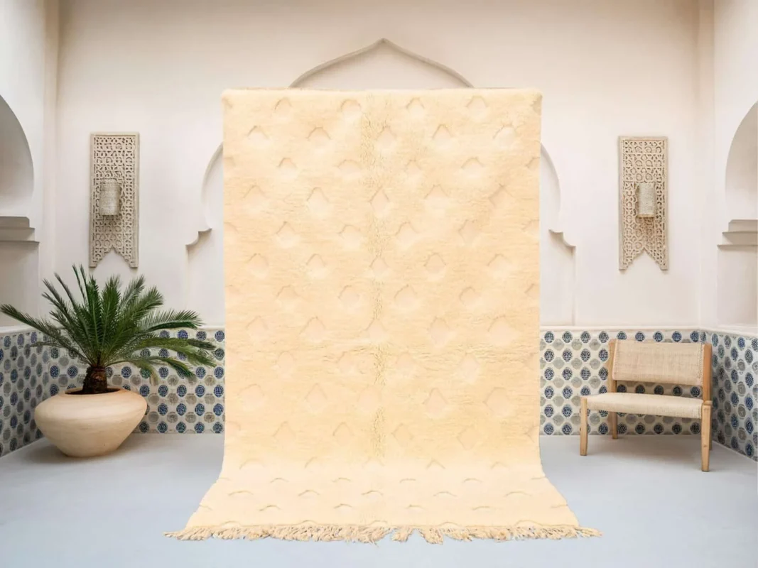 Dihya Beni Ourain rug in light ivory, handmade in Morocco