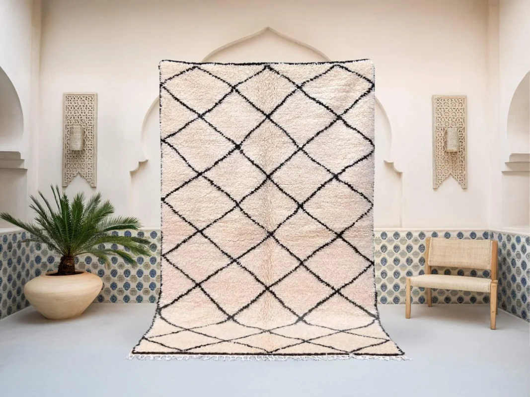 Lunja Beni Ourain rug in light ivory and black, handmade in Morocco