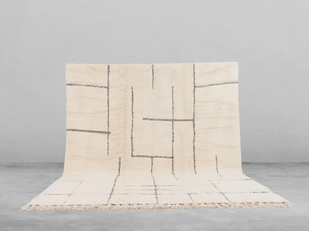 Tamaynut Beni Ourain rug in cream and black, handmade in Morocco