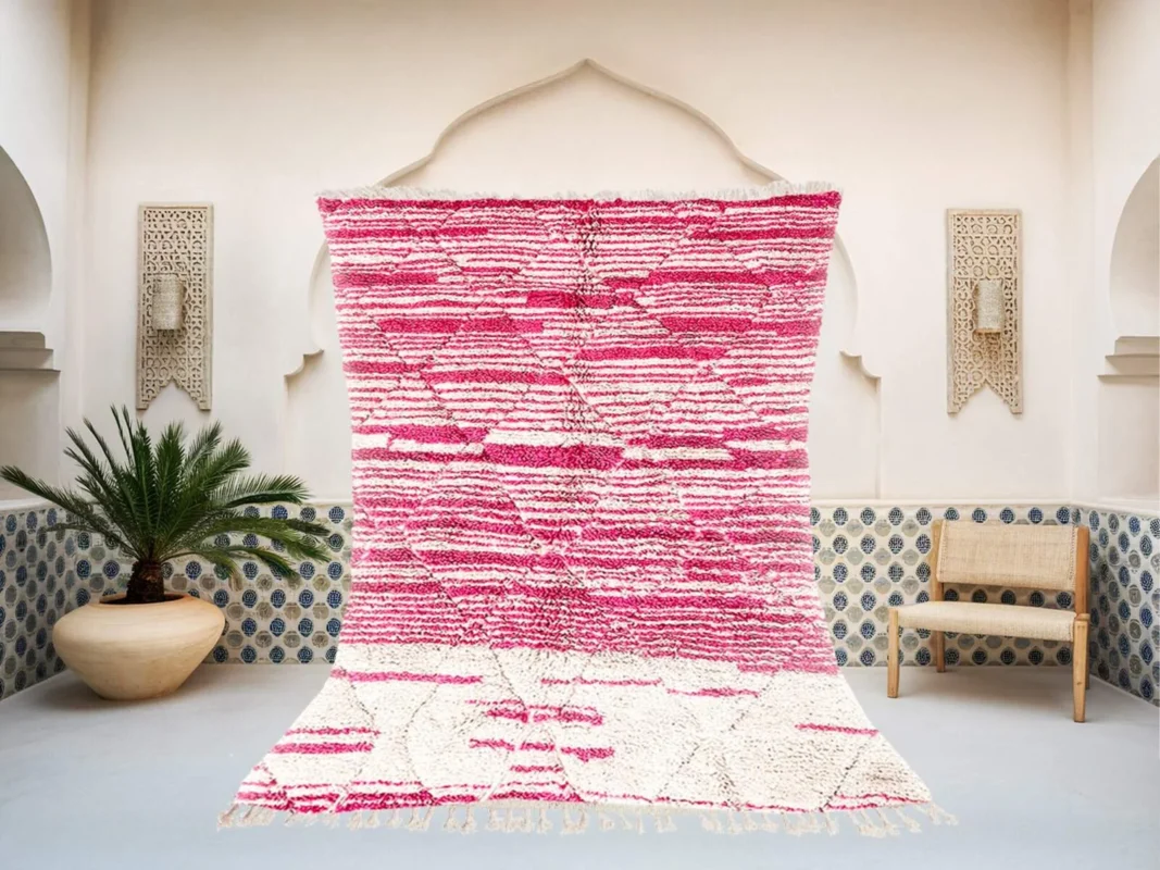 Tassussmi Beni Ourain rug in pink and white, handmade in Morocco
